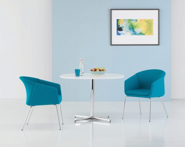 Fling Guest Chairs with Nios Round Meeting Table