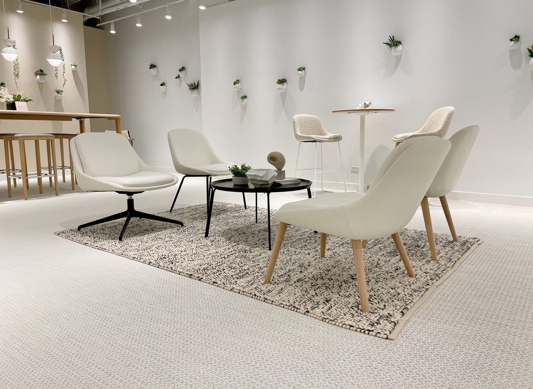 NeoCon Showroom - Encore Seating