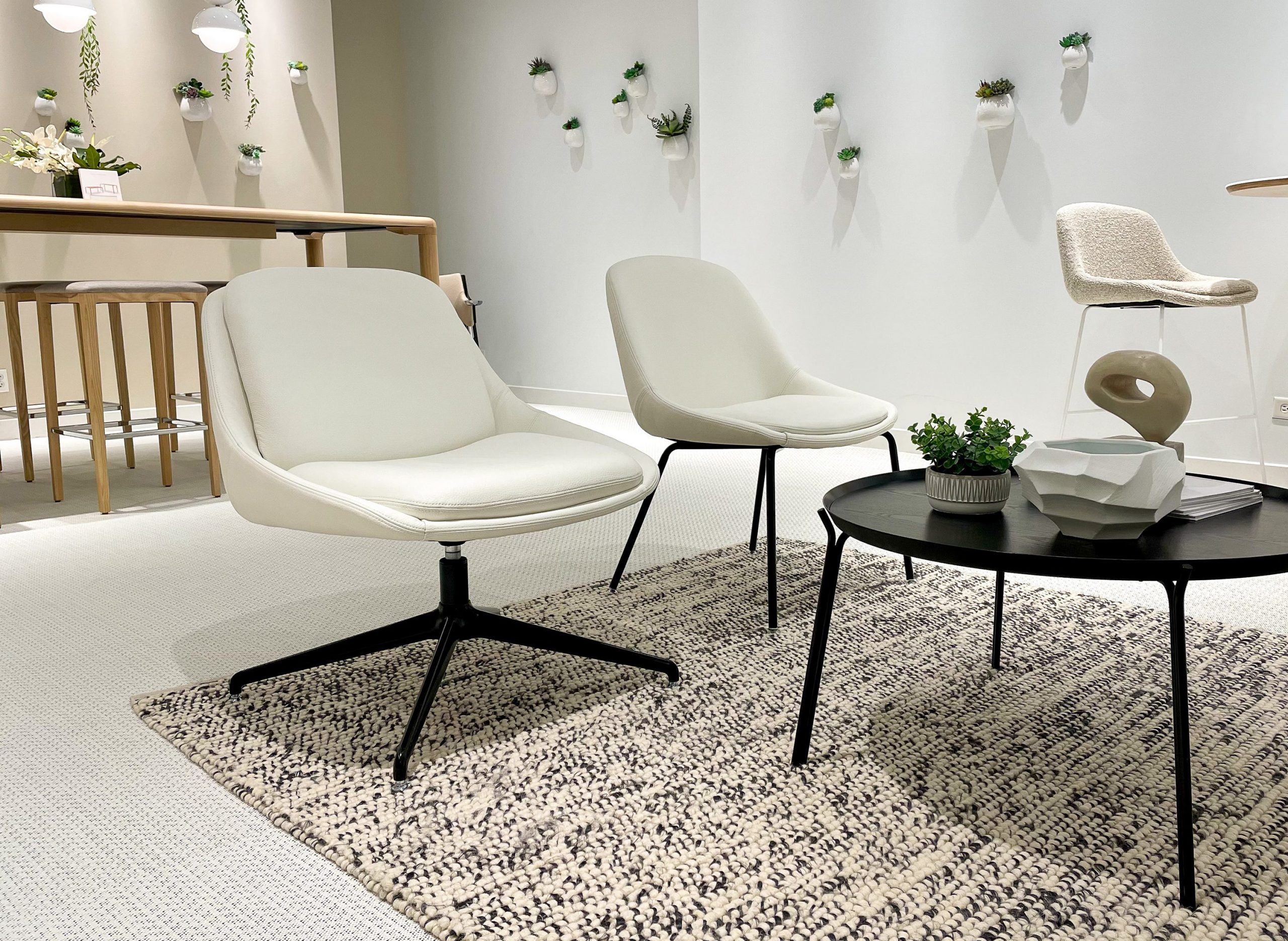 NeoCon Showroom - Encore Seating