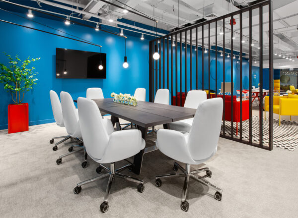 Plumeya Conference & Delen Meeting Table II