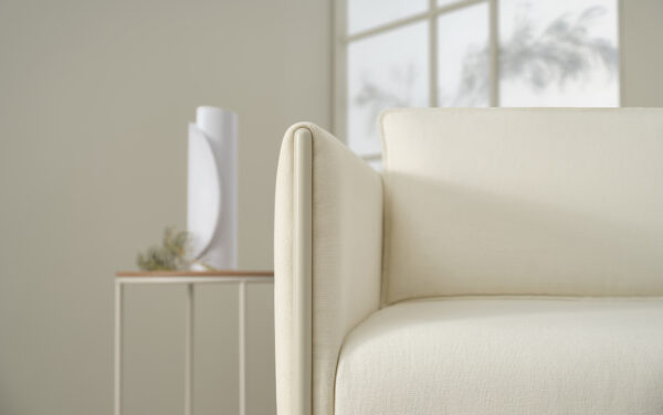 Lapella Love Seat Deatil Shot, Front View